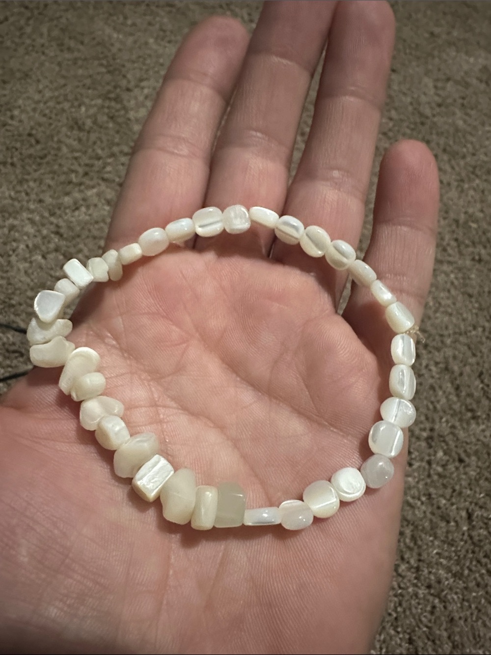 White Mother-of-Pearl Beaded Stretch Bracelet